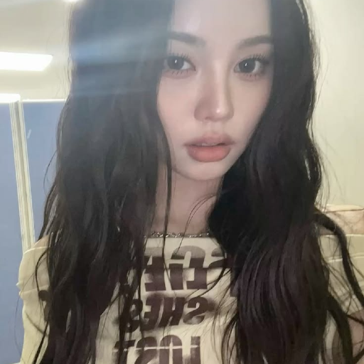 Yuju 갤러리 이미지