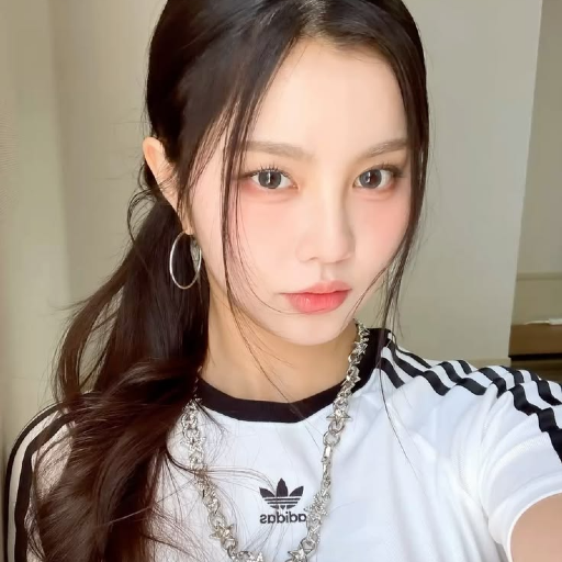 Yuju 갤러리 이미지