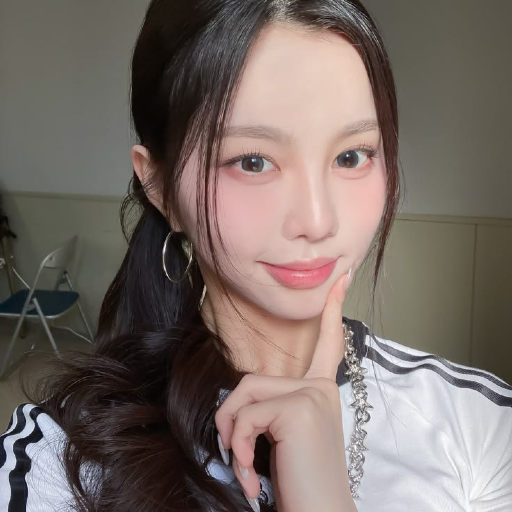 Yuju 갤러리 이미지