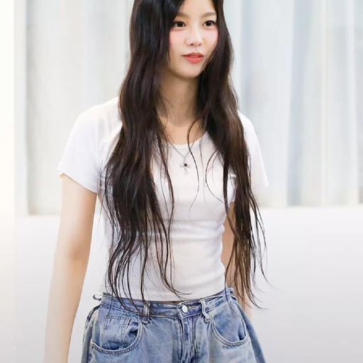 Yuju 갤러리 이미지
