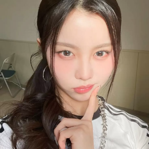 Yuju 갤러리 이미지