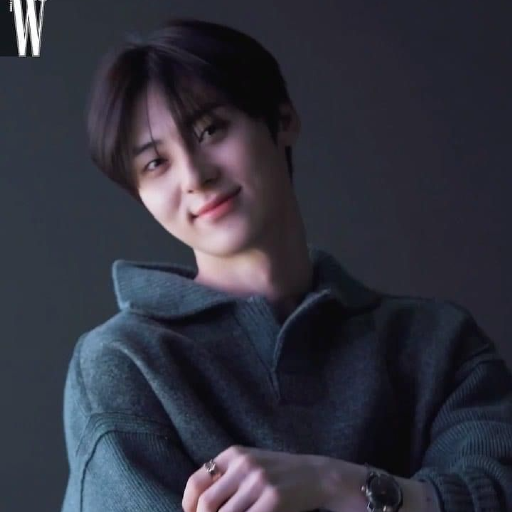 Minhyun gallery image