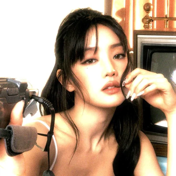 Minnie gallery image