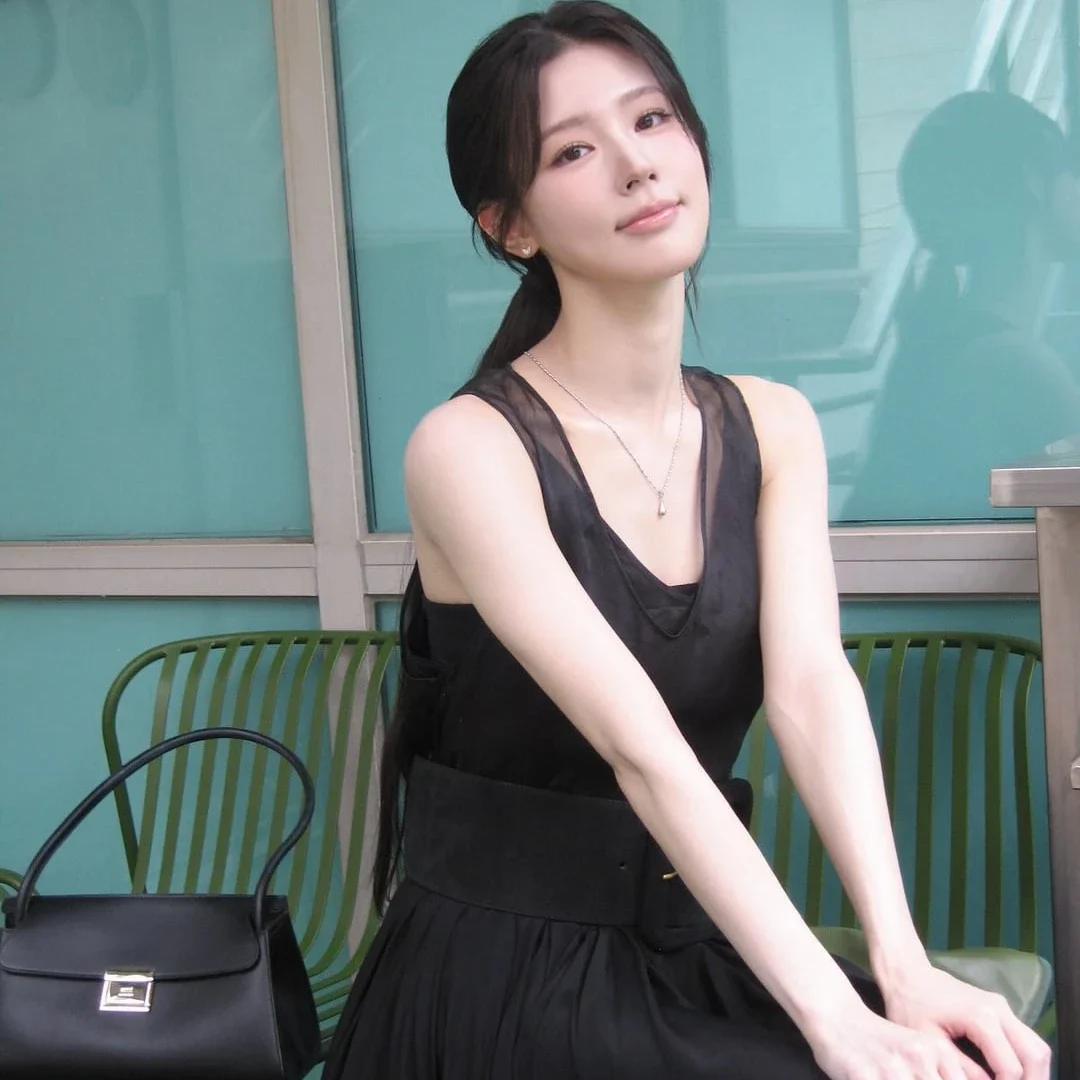 Miyeon gallery image