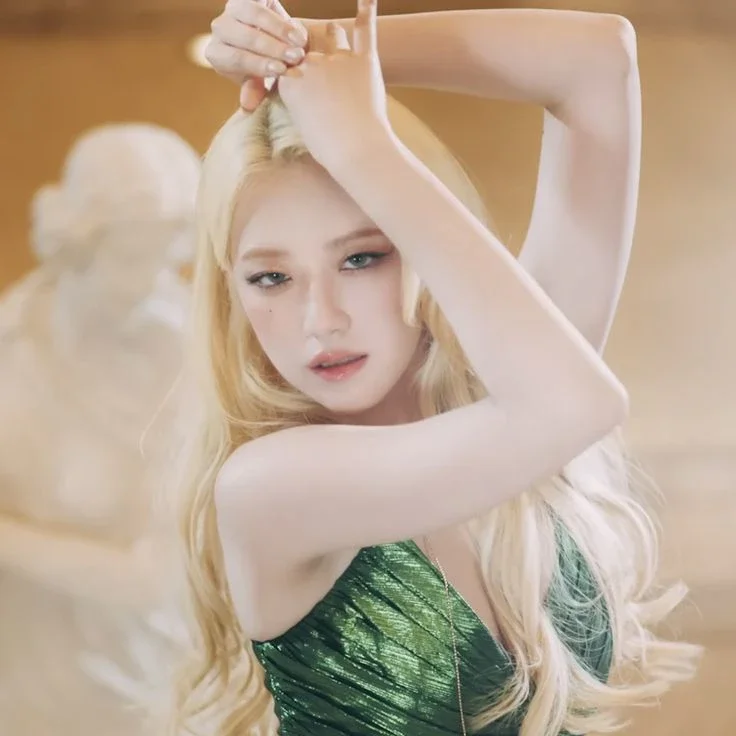 Shuhua gallery image
