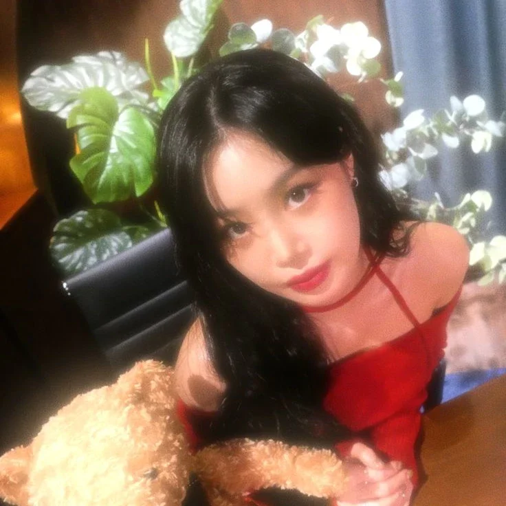 Soojin gallery image