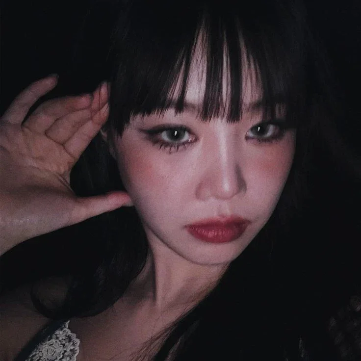 Soojin gallery image