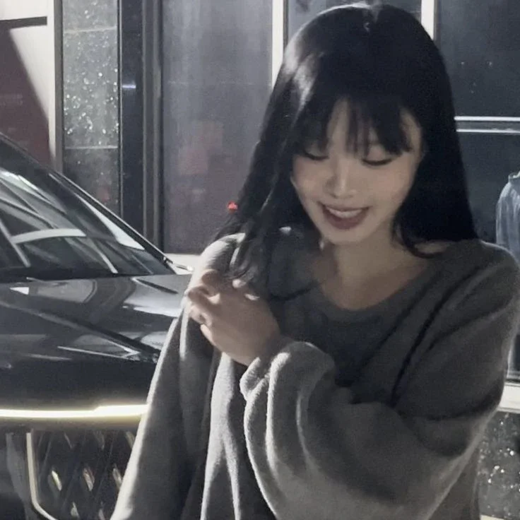 Soojin gallery image
