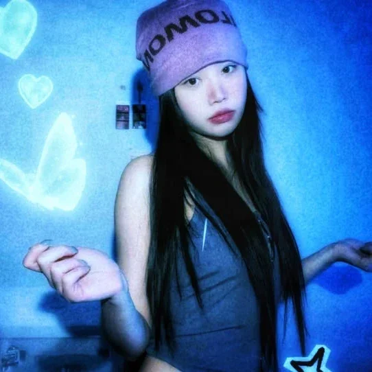 Soojin gallery image