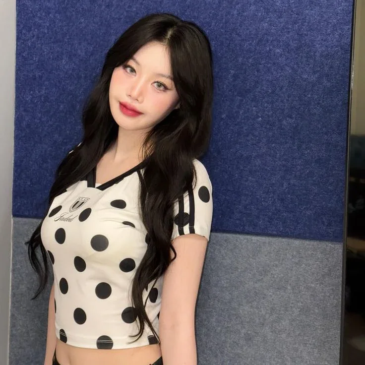 Soojin gallery image