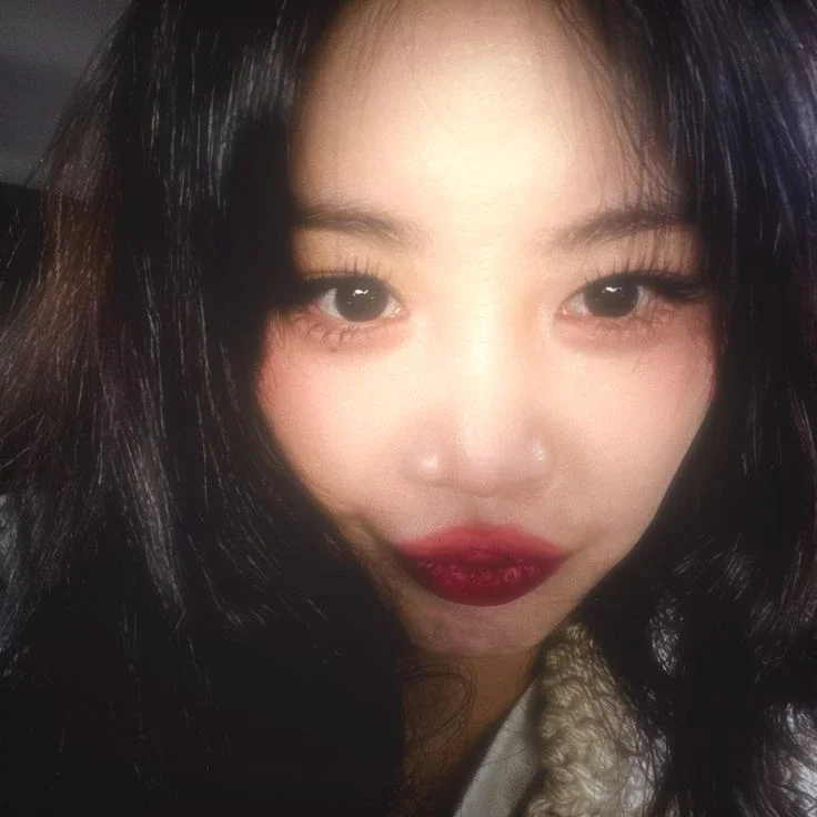 Soojin gallery image