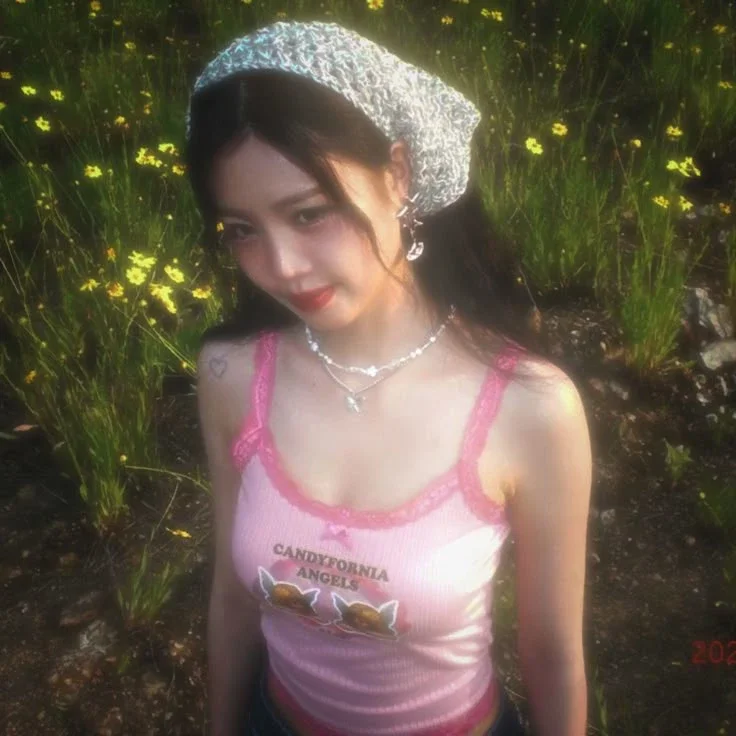 Soojin gallery image
