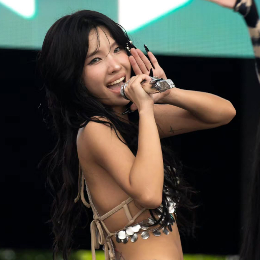 Soyeon gallery image