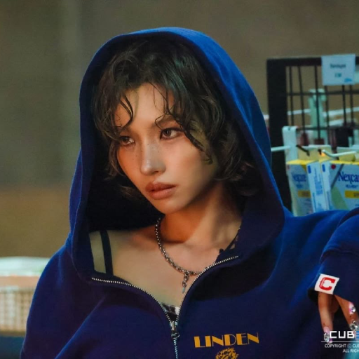 Soyeon gallery image