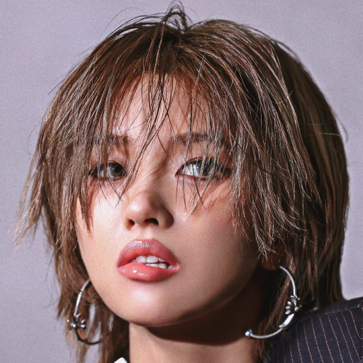 Soyeon gallery image