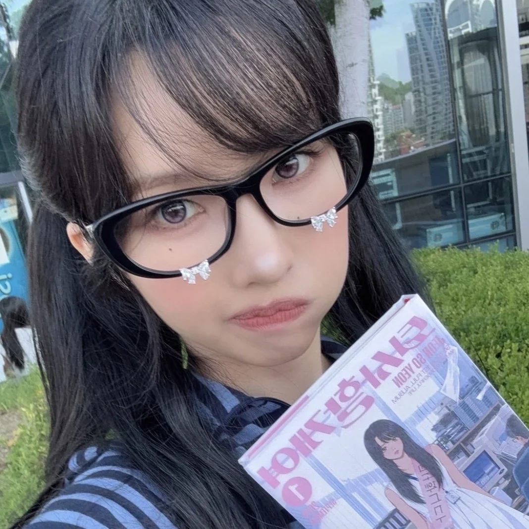 Soyeon gallery image