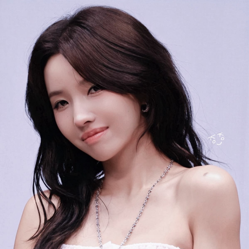 Soyeon gallery image