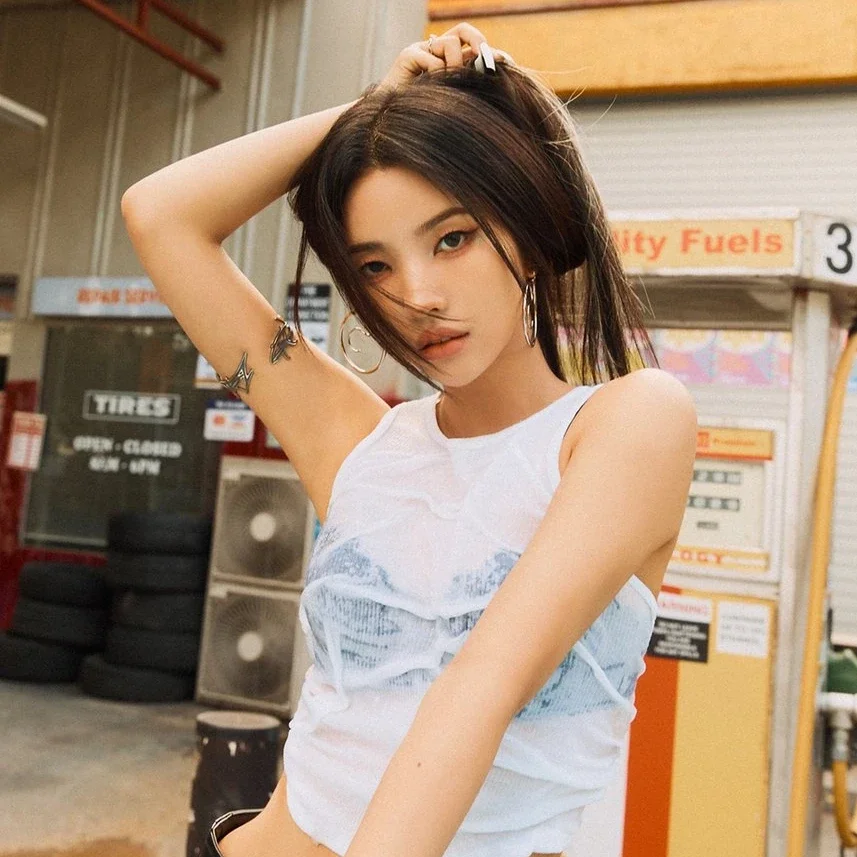 Soyeon gallery image