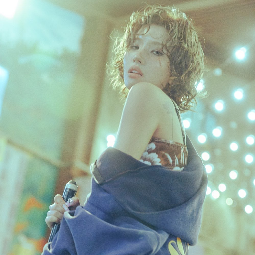 Soyeon gallery image