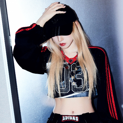 Yuqi gallery image