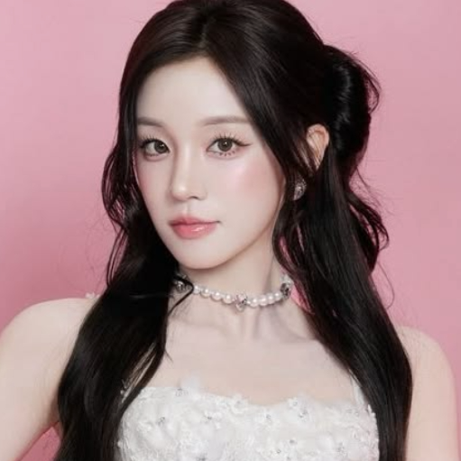 Yuqi gallery image