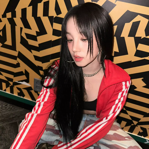 Yuqi gallery image