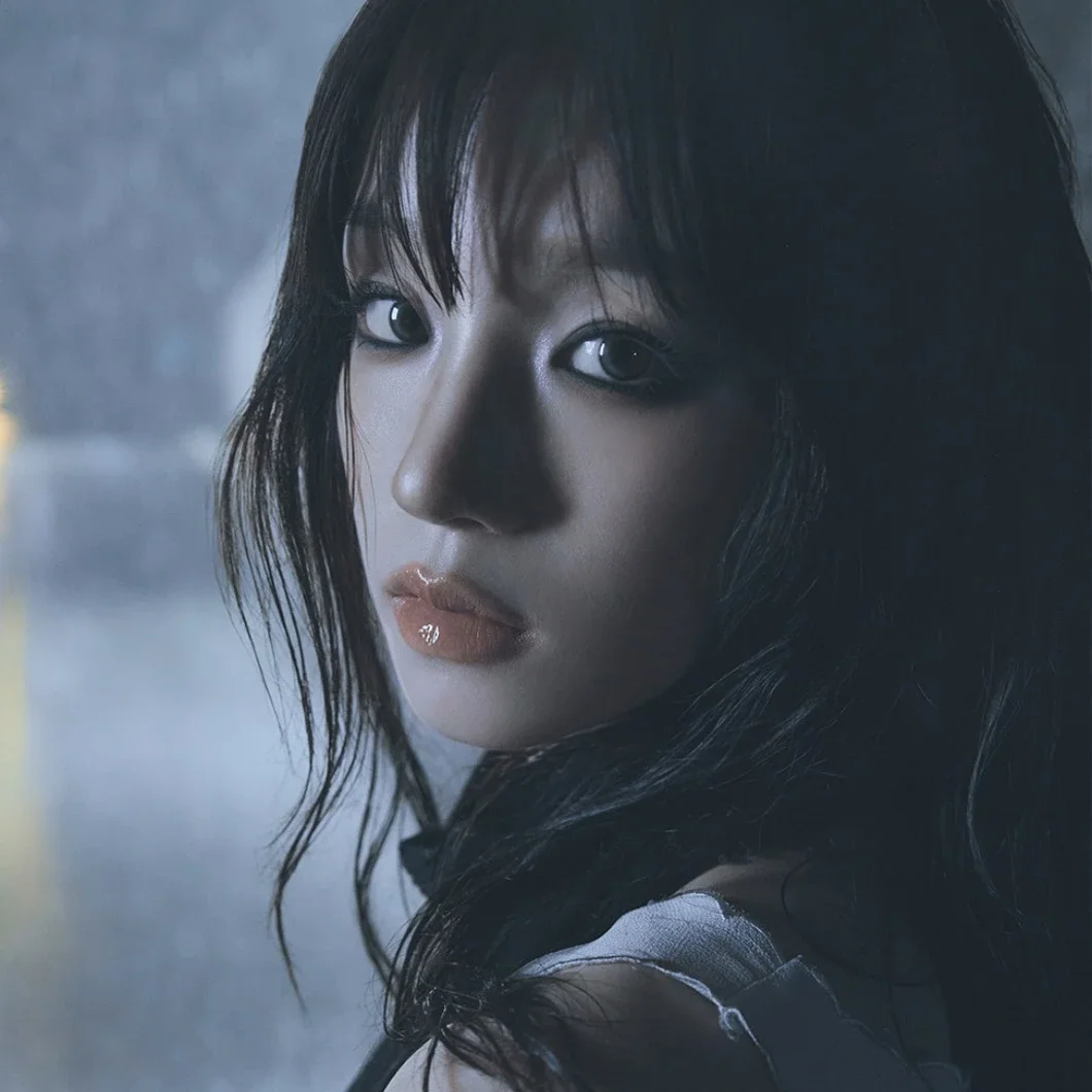 Yuqi gallery image