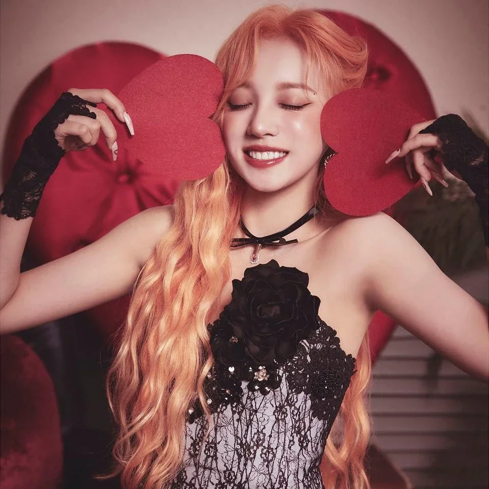 Yuqi gallery image