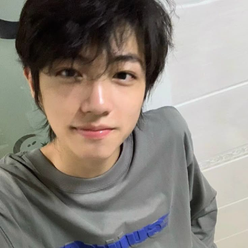 Gambar galeri Baek Junhyuk