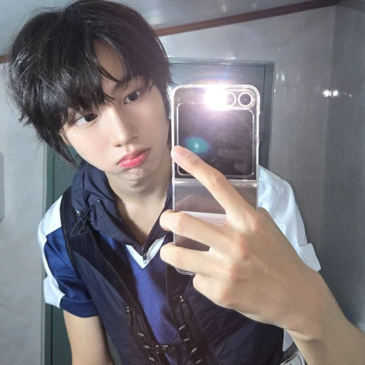 Park Seonghyeon gallery image
