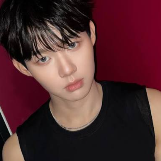 Kim EunSung gallery image