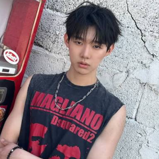 Kim EunSung gallery image