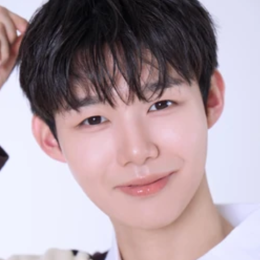 Kim EunSung gallery image