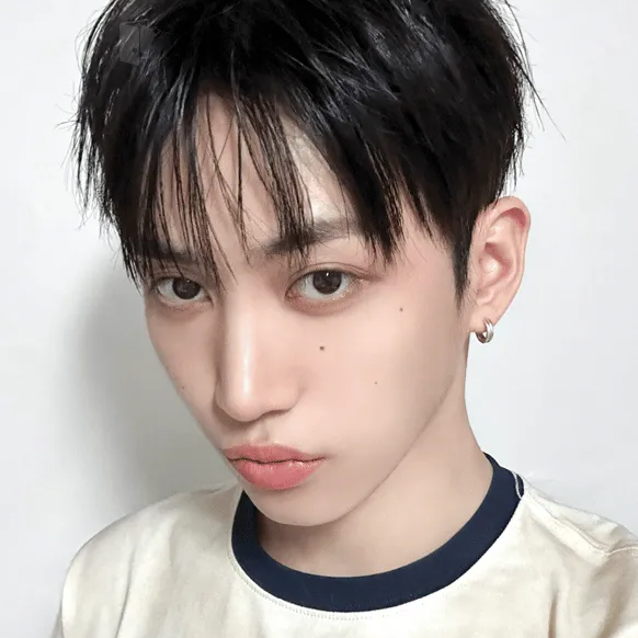 Kim JuHo gallery image