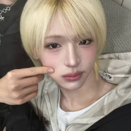 Lee CheongMyeong gallery image