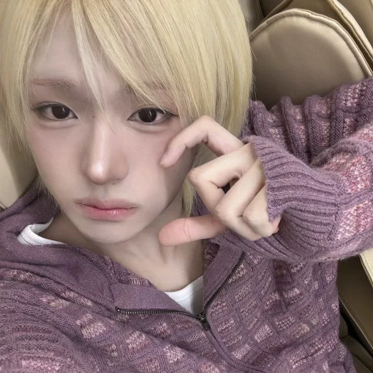 Lee CheongMyeong gallery image