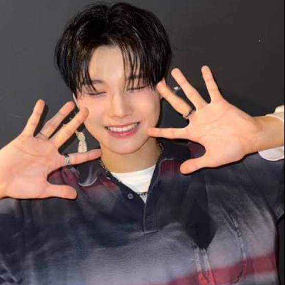 Lee HwanHee gallery image