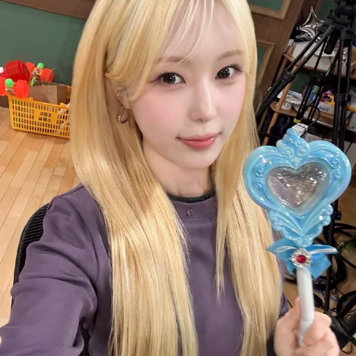 Won Hwayeon galerijafbeelding