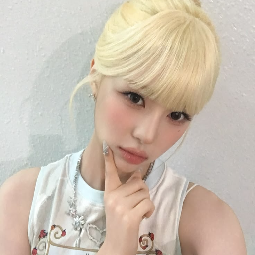 Won Hwayeon galerijafbeelding