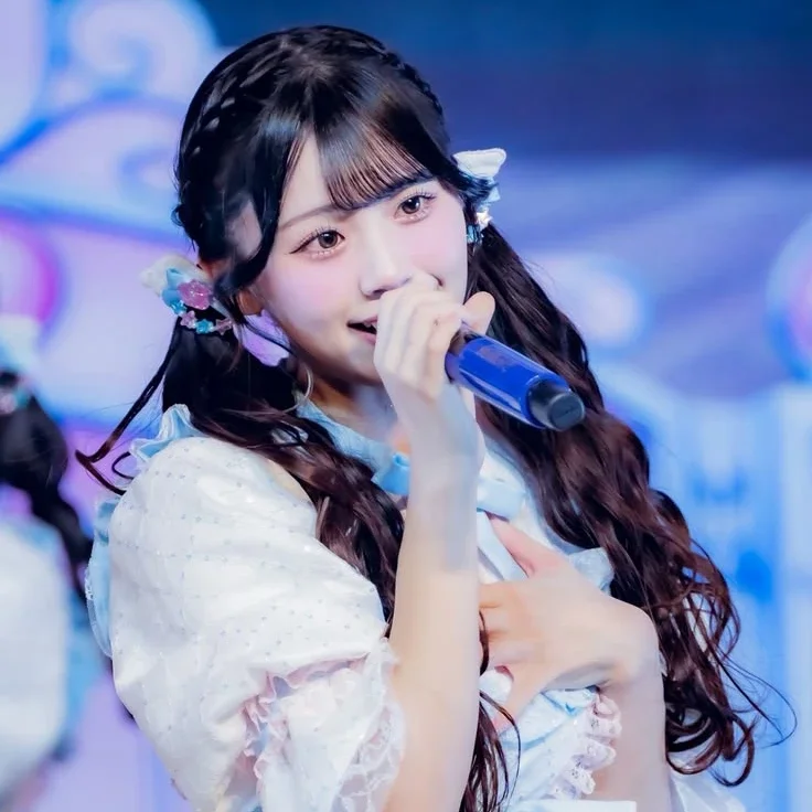 Sumire Miki gallery image