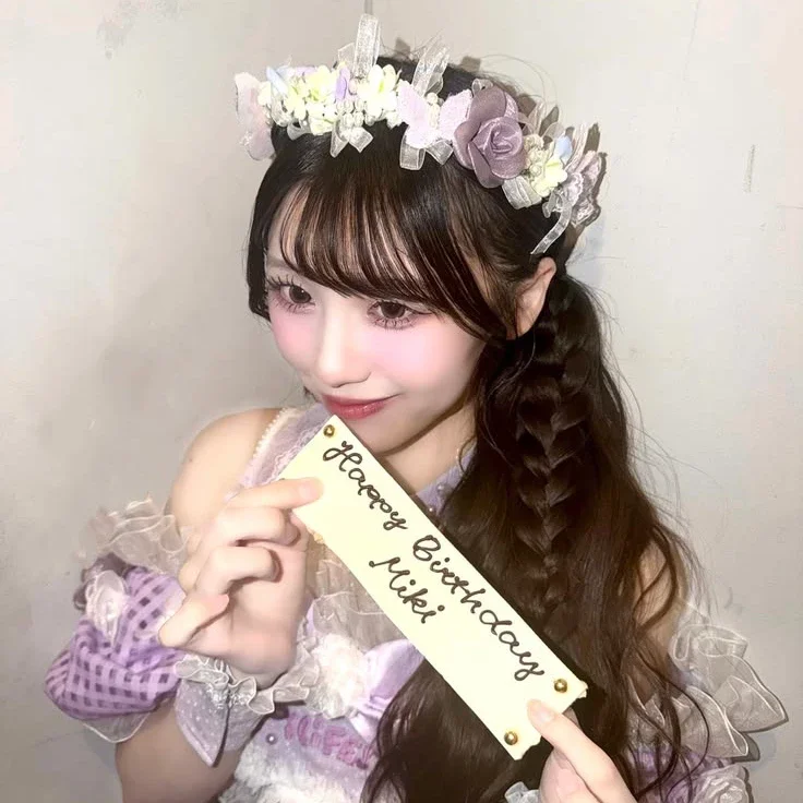 Sumire Miki gallery image
