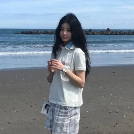 Wonhee gallery image