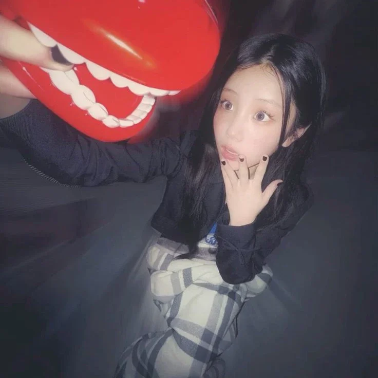Wonhee gallery image