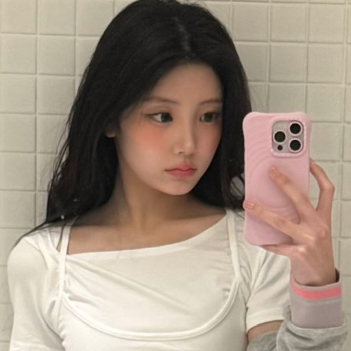 Wonhee gallery image
