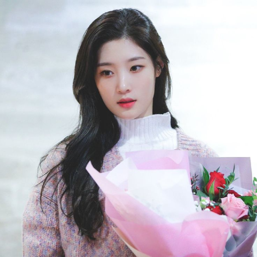 Chaeyeon gallery image