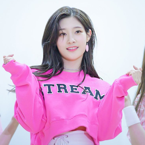 Chaeyeon gallery image