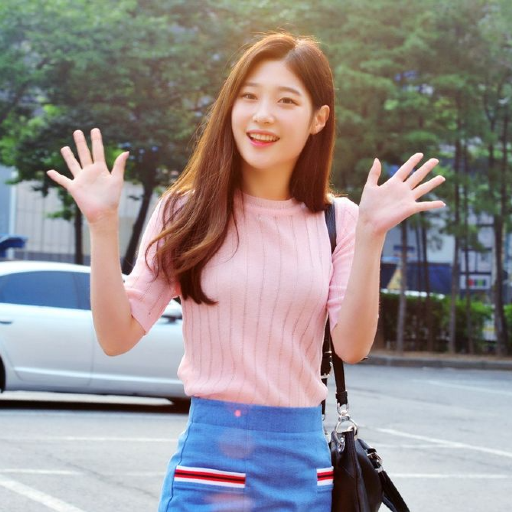 Chaeyeon gallery image