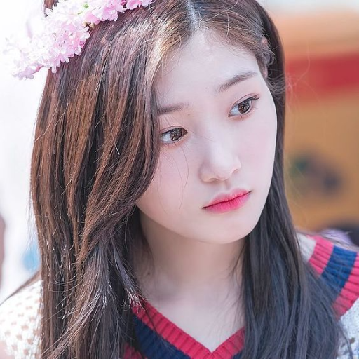 Chaeyeon gallery image