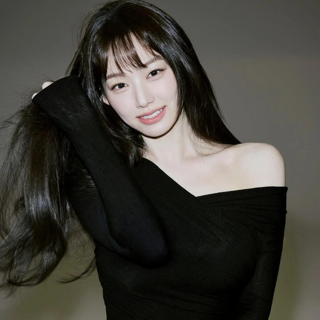 Mina gallery image