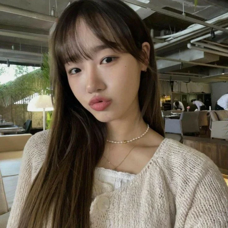 Yoojung 갤러리 이미지